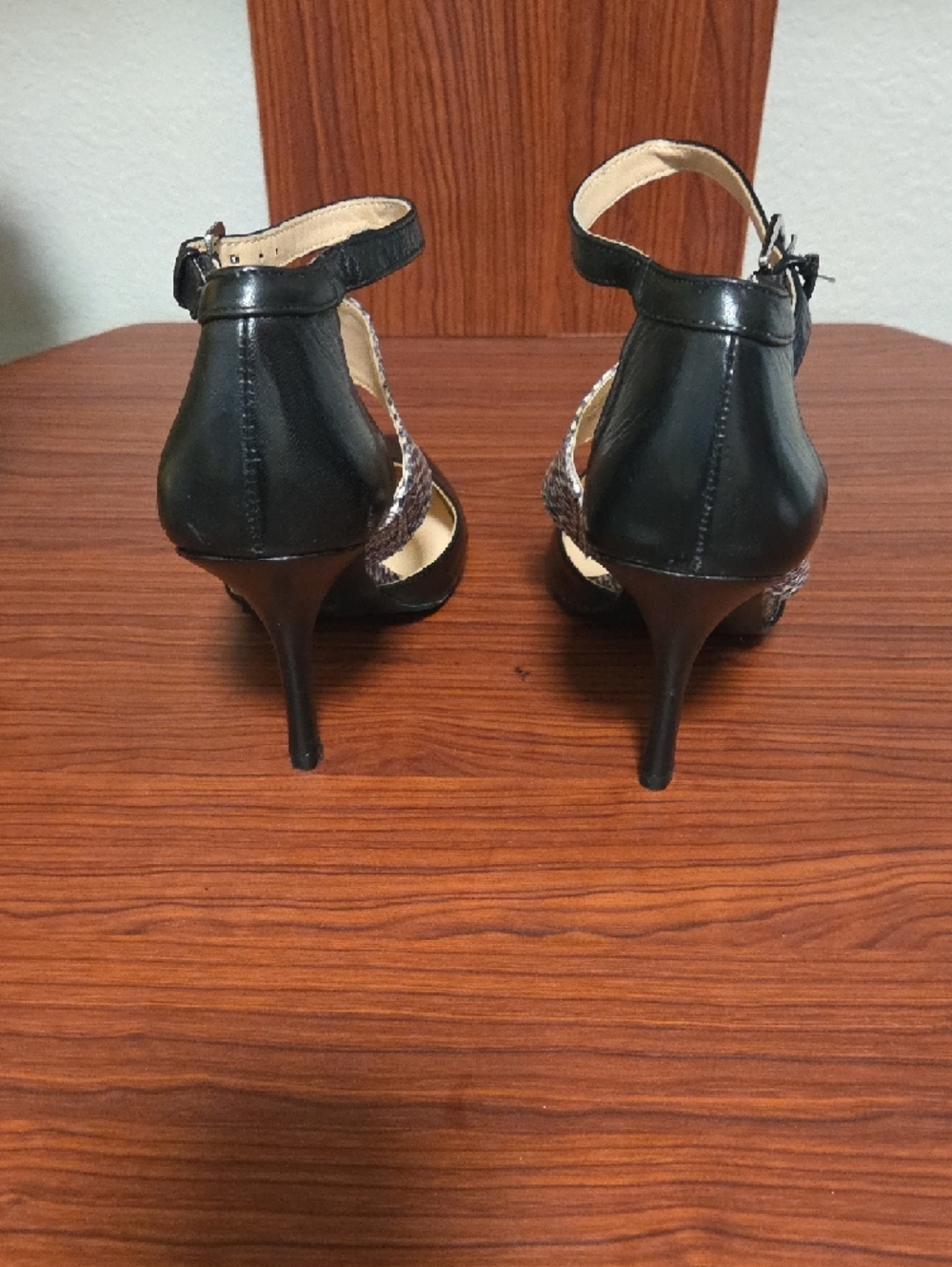 Nine West Black Pointed-Toe Ankle-Strap Pumps with Woven Band - Picture 3 of 4